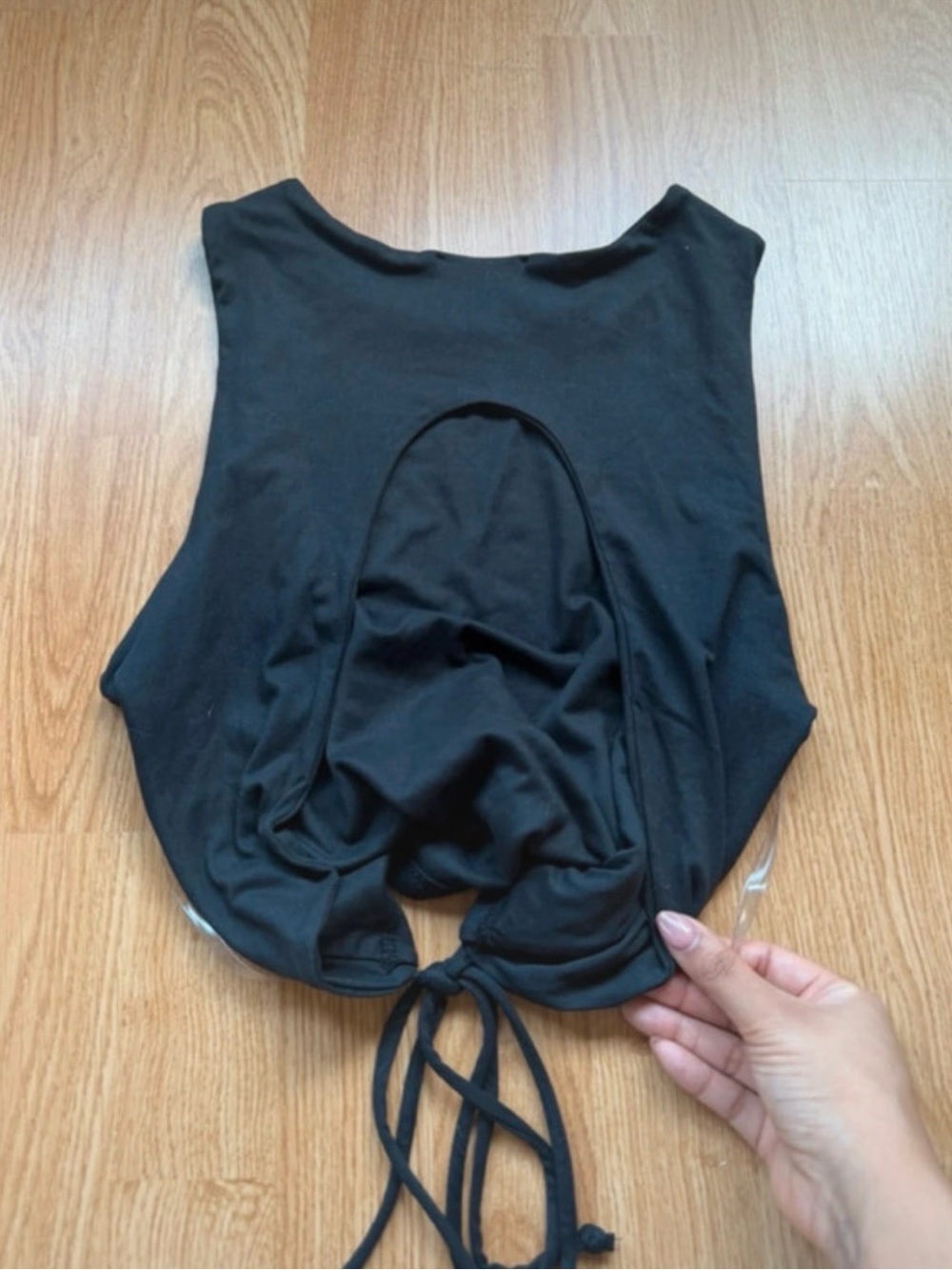 Black Women's Cutout Tie-Back Tank Top